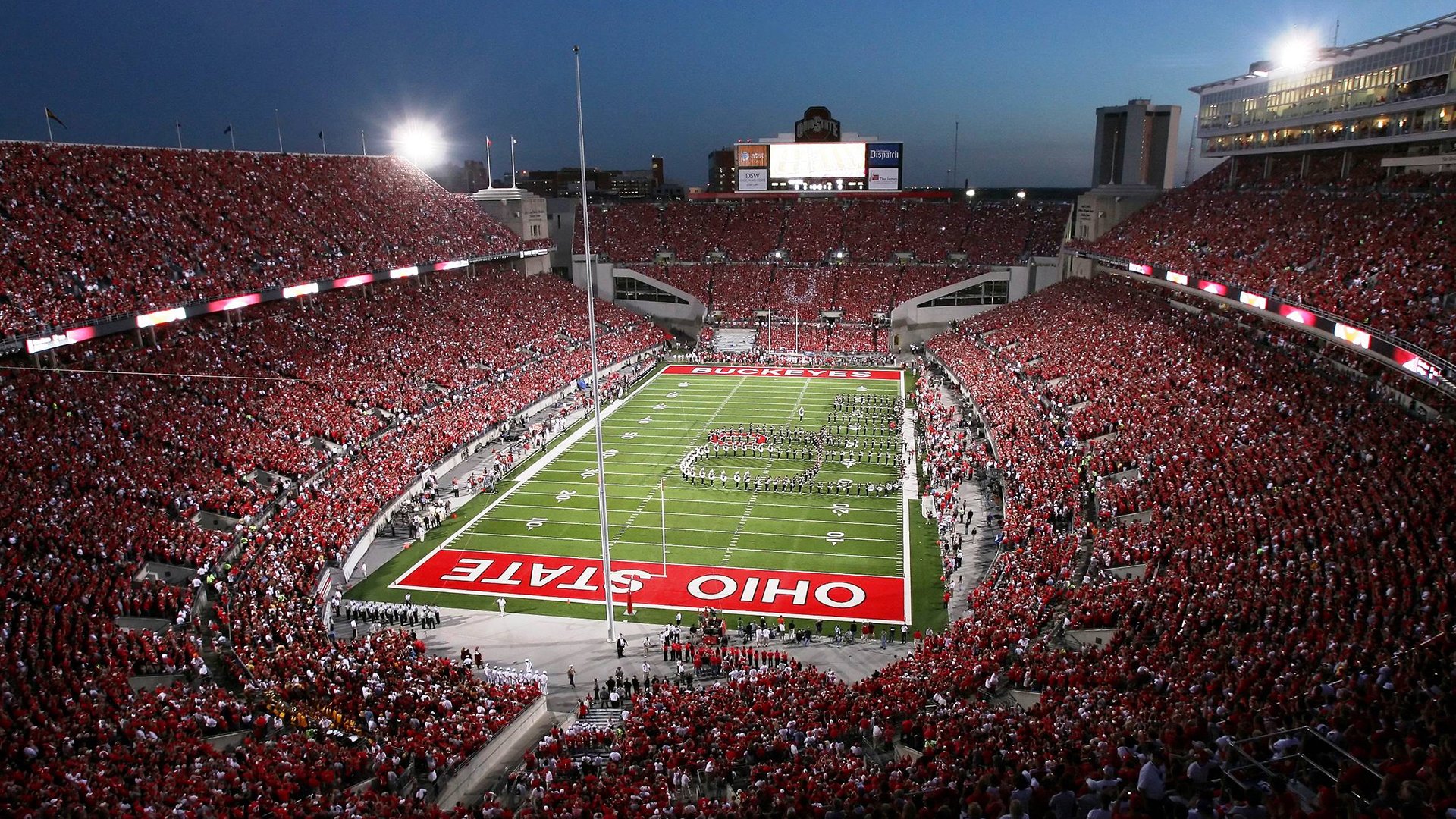 德甲攻防激战：节奏快、精彩无限！，德甲战术